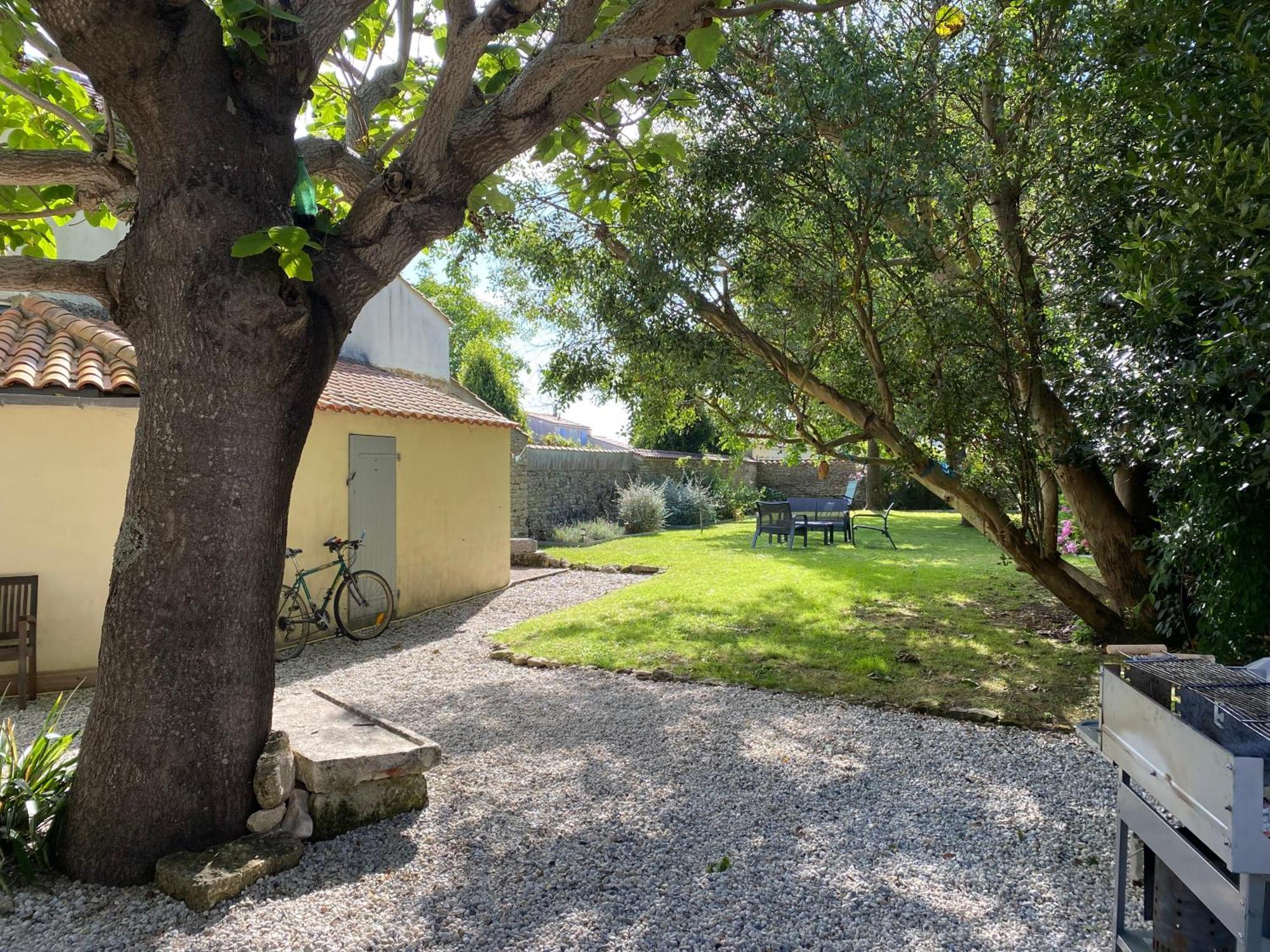 Villa Paulownia - A 1,2Km Des Plages - Tout Confort Au Coeur Du Bourg Jard-sur-Mer Eksteriør billede